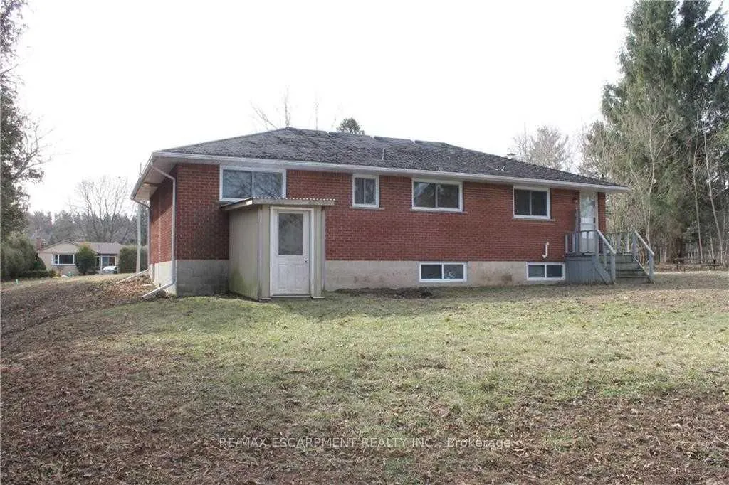 Photo 9 of 50 East Crest, Hamilton, Ancaster — HOMEH