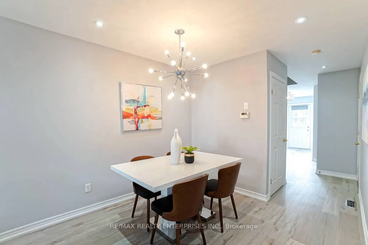 Photo 4 of Unit 29, 1750 Creek Way, Burlington, Uptown — HOMEH