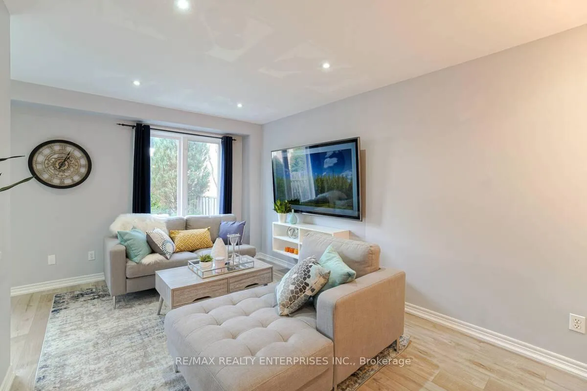 Photo 8 of Unit 29, 1750 Creek Way, Burlington, Uptown — HOMEH