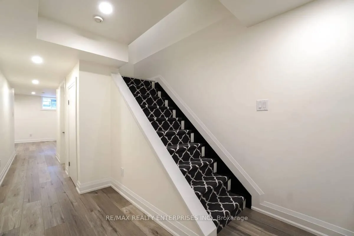 Photo 31 of Unit 29, 1750 Creek Way, Burlington, Uptown — HOMEH