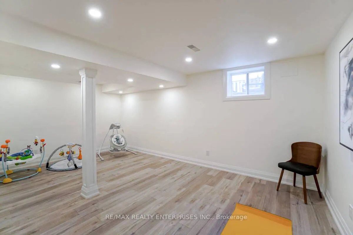 Photo 33 of Unit 29, 1750 Creek Way, Burlington, Uptown — HOMEH