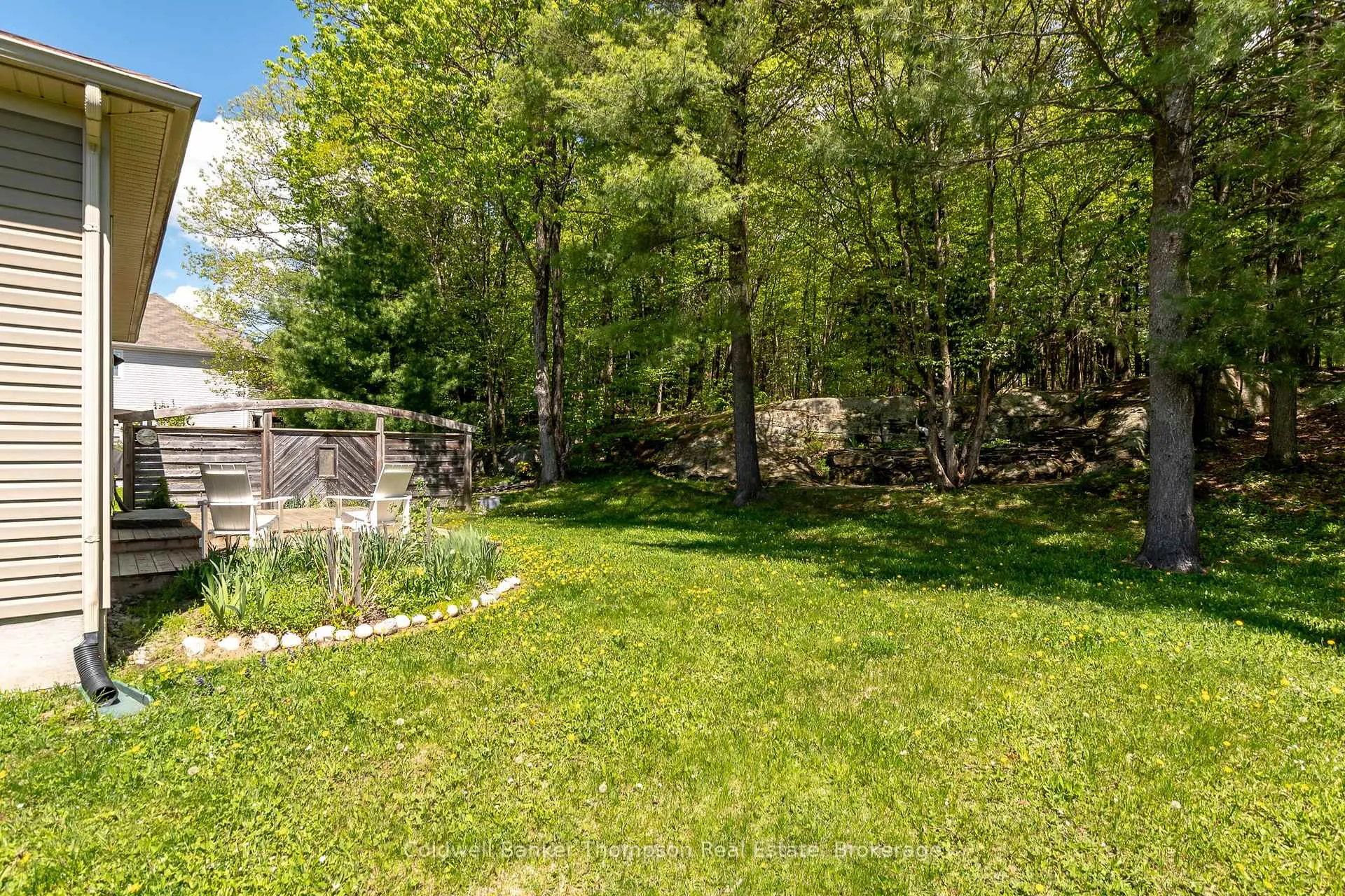Photo 37 of 12 Heron's Hill, Bracebridge, Macaulay — HOMEH