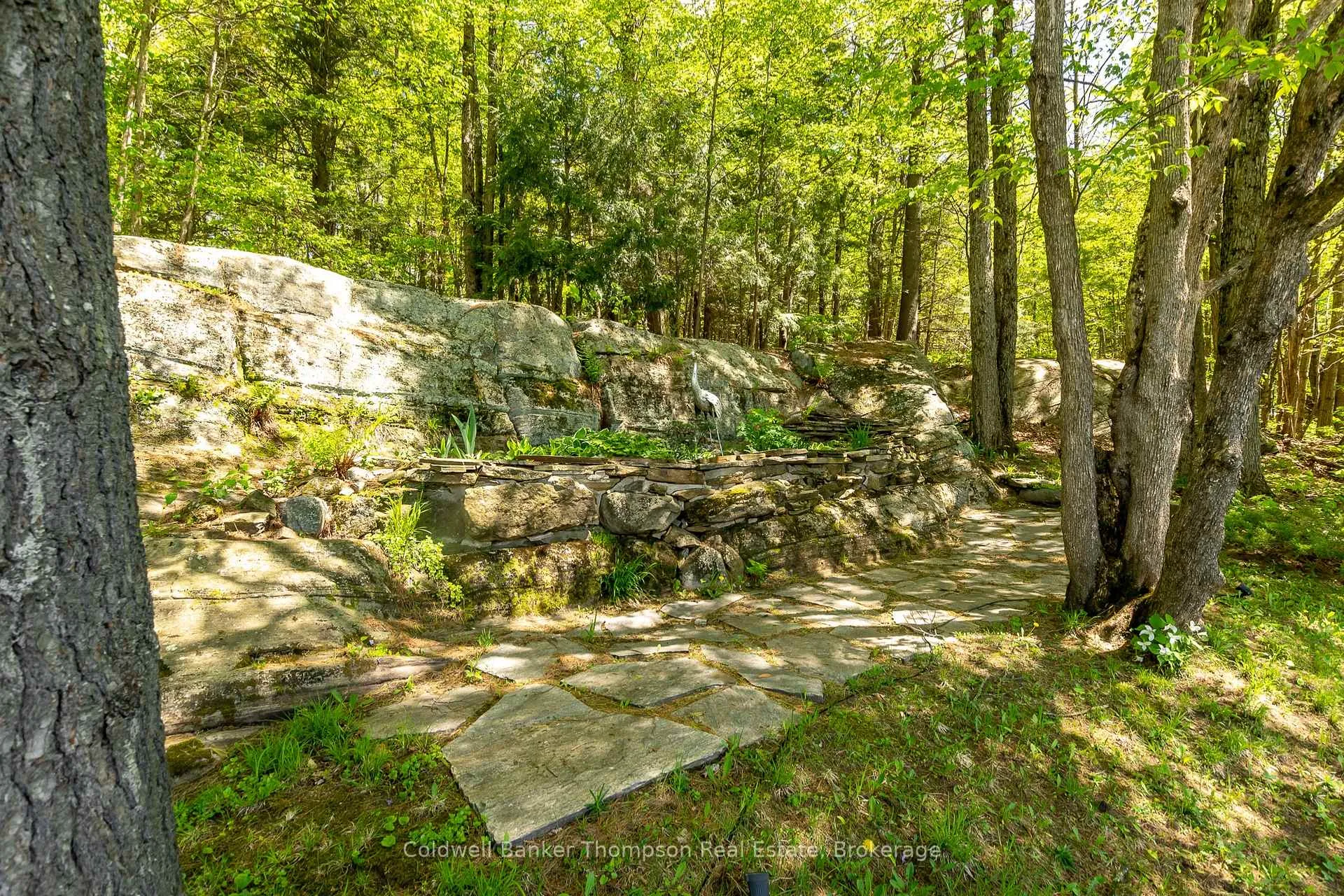 Photo 39 of 12 Heron's Hill, Bracebridge, Macaulay — HOMEH