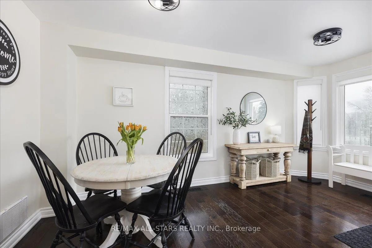 Photo 8 of 420 Centre Street, Brock, Beaverton — HOMEH