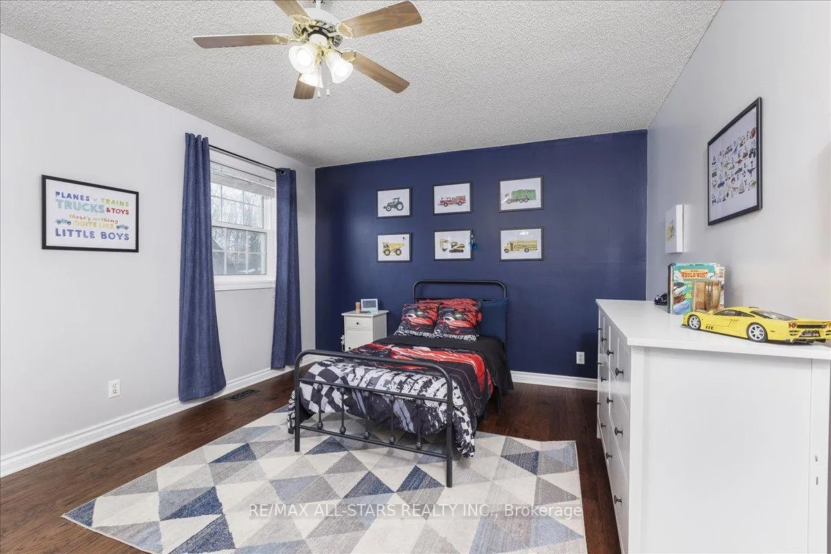 Photo 27 of 420 Centre Street, Brock, Beaverton — HOMEH