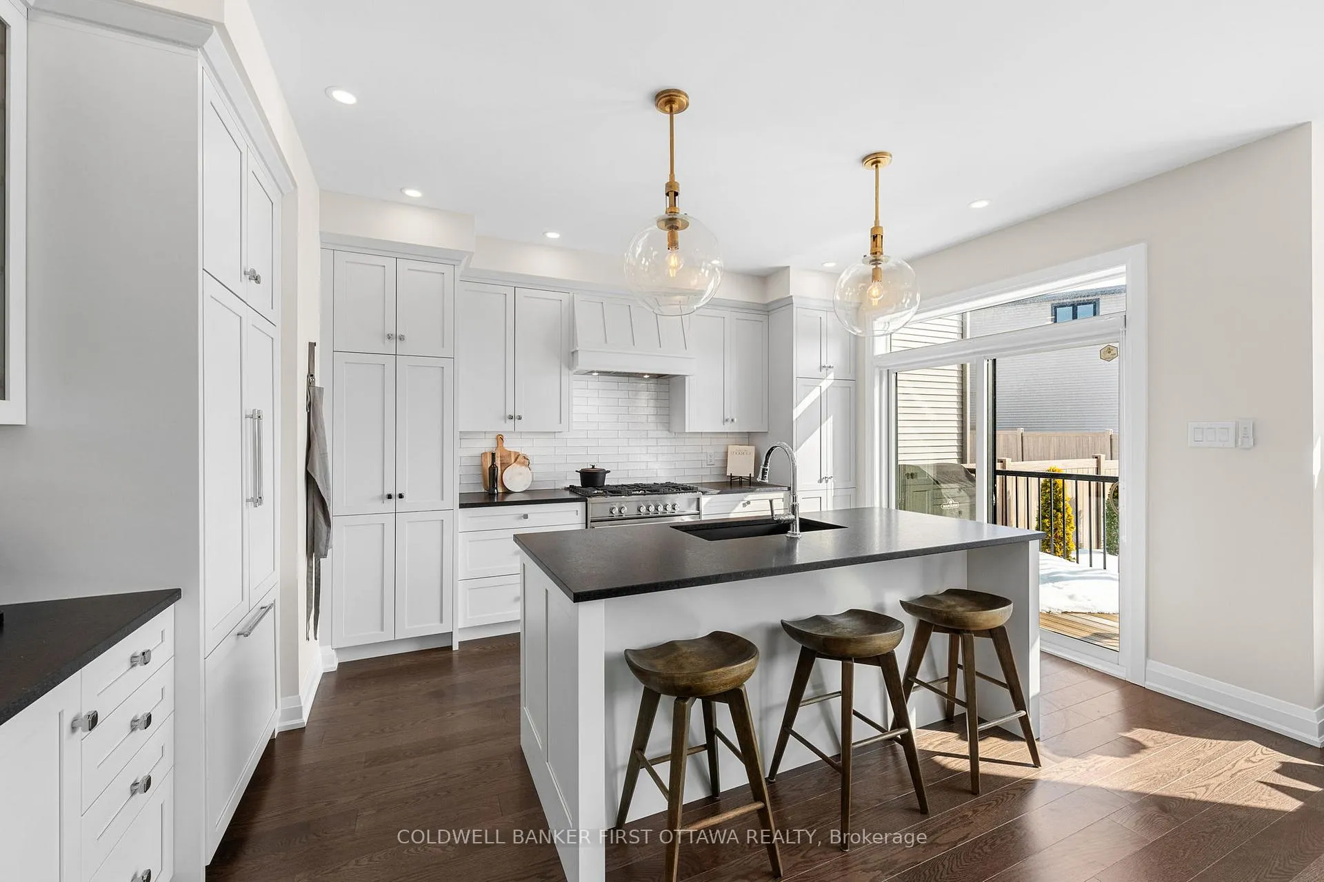 Photo 8 of 43 Deerfox Drive, Ottawa, Barrhaven - Longfields — HOMEH
