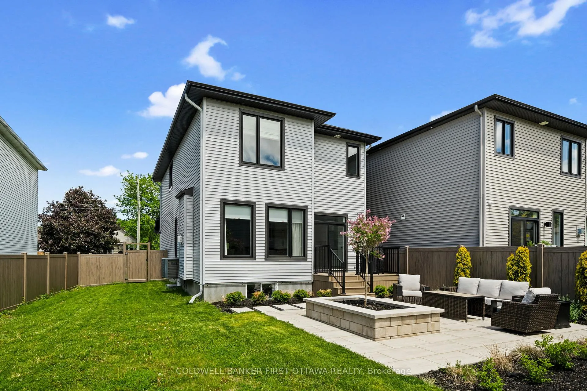 Photo 30 of 43 Deerfox Drive, Ottawa, Barrhaven - Longfields — HOMEH