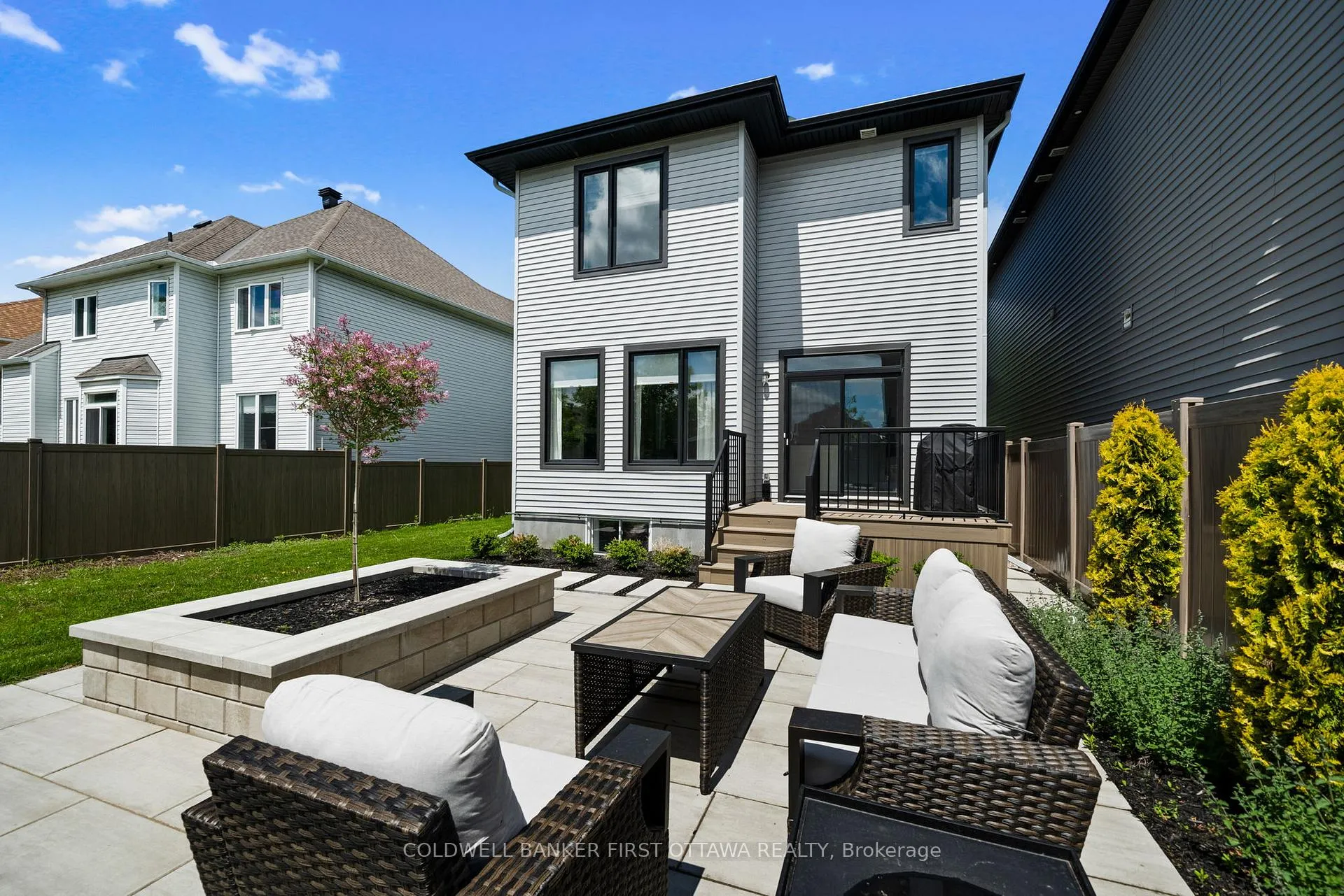 Photo 32 of 43 Deerfox Drive, Ottawa, Barrhaven - Longfields — HOMEH