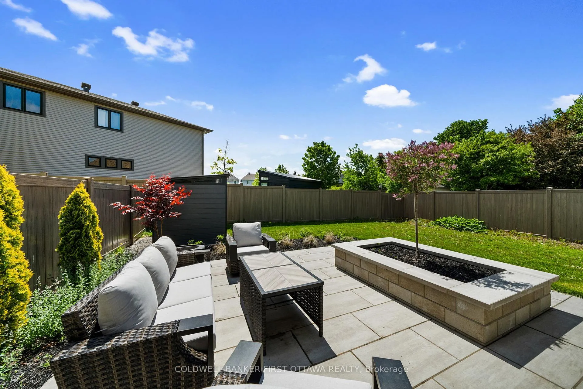 Photo 33 of 43 Deerfox Drive, Ottawa, Barrhaven - Longfields — HOMEH