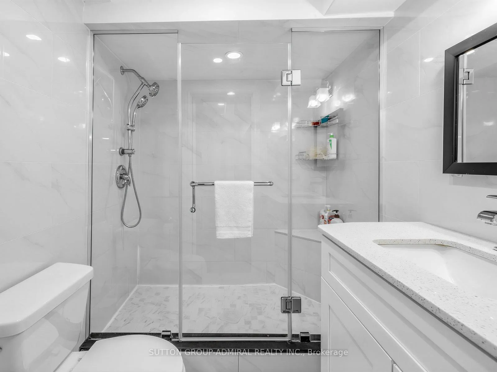 Photo 28 of 56 Oakmount Crescent, Vaughan, Glen Shields — HOMEH