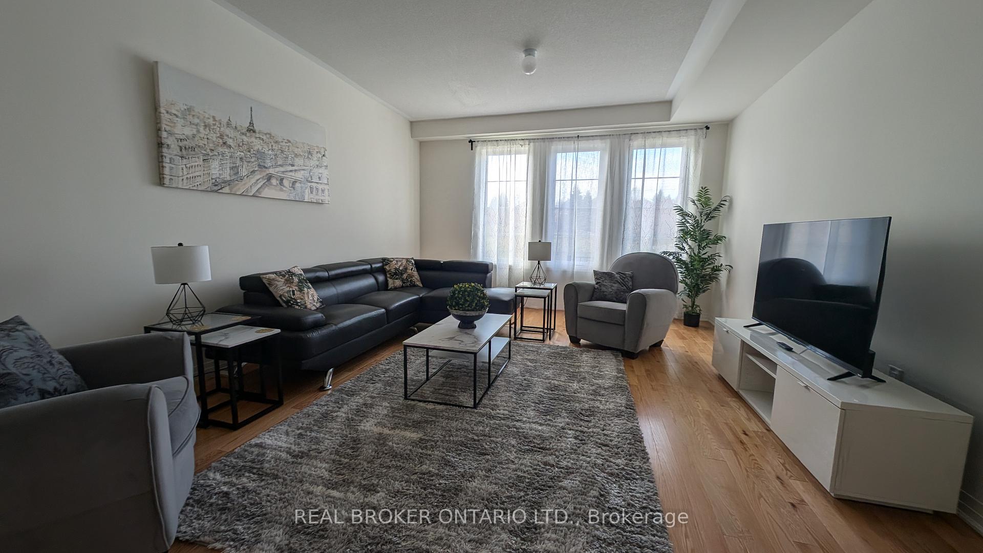 Photo 13 of 1463 Green Road, Clarington, Bowmanville — HOMEH
