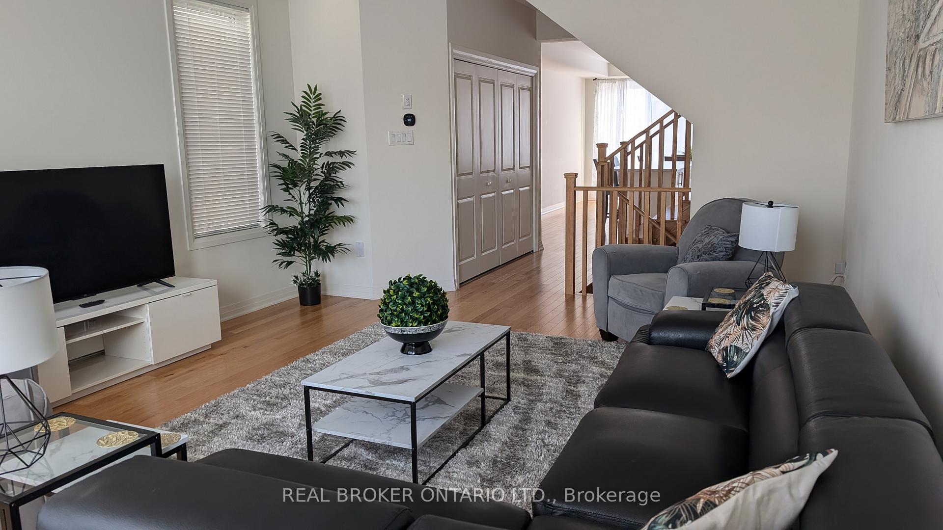 Photo 16 of 1463 Green Road, Clarington, Bowmanville — HOMEH
