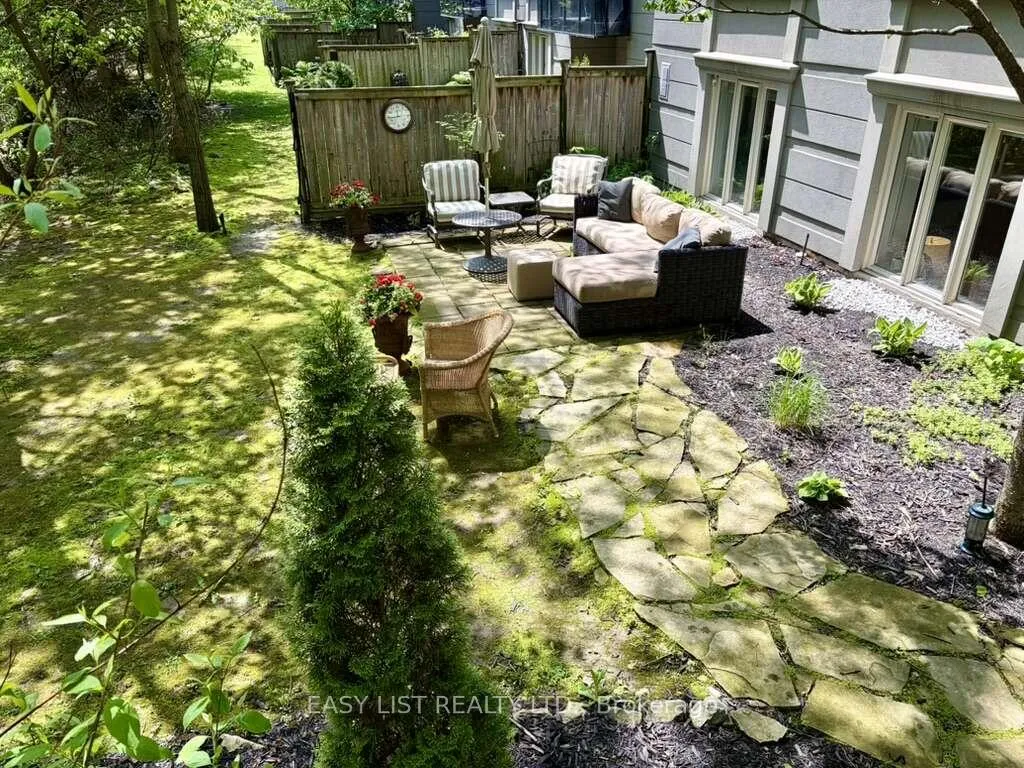 Photo 4 of Unit B8, 245 Dalesford Road, Etobicoke, Stonegate-Queensway — HOMEH