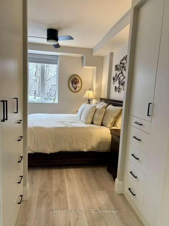 Photo 18 of Unit B8, 245 Dalesford Road, Etobicoke, Stonegate-Queensway — HOMEH