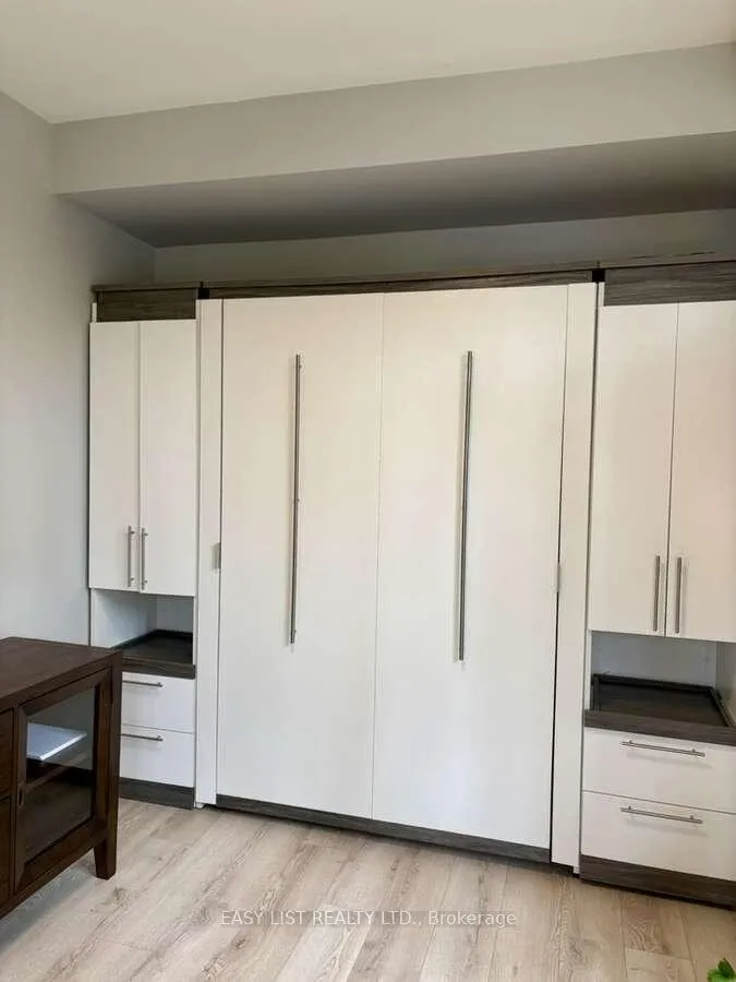 Photo 19 of Unit B8, 245 Dalesford Road, Etobicoke, Stonegate-Queensway — HOMEH