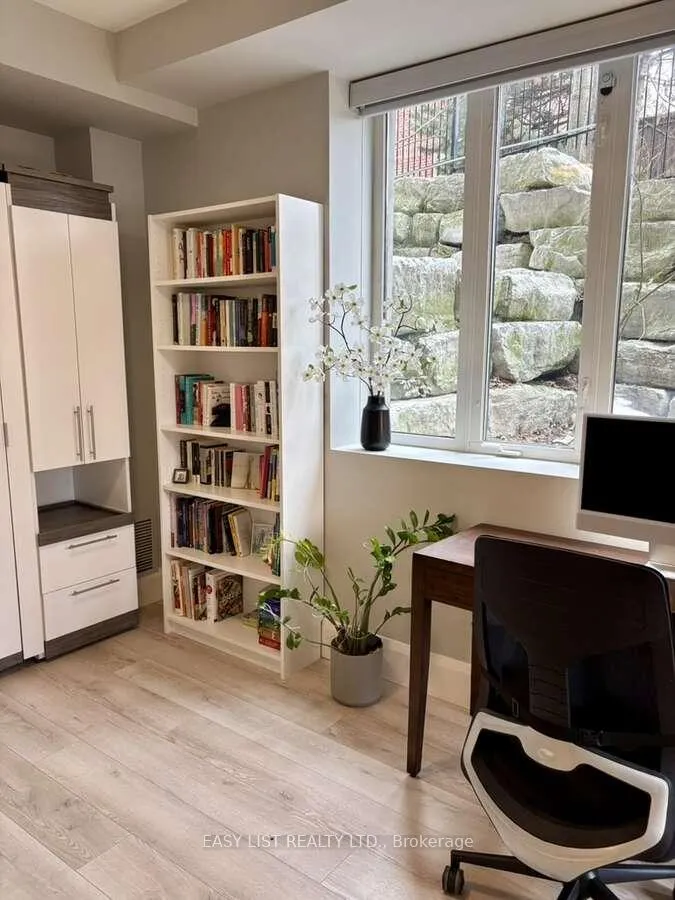 Photo 20 of Unit B8, 245 Dalesford Road, Etobicoke, Stonegate-Queensway — HOMEH