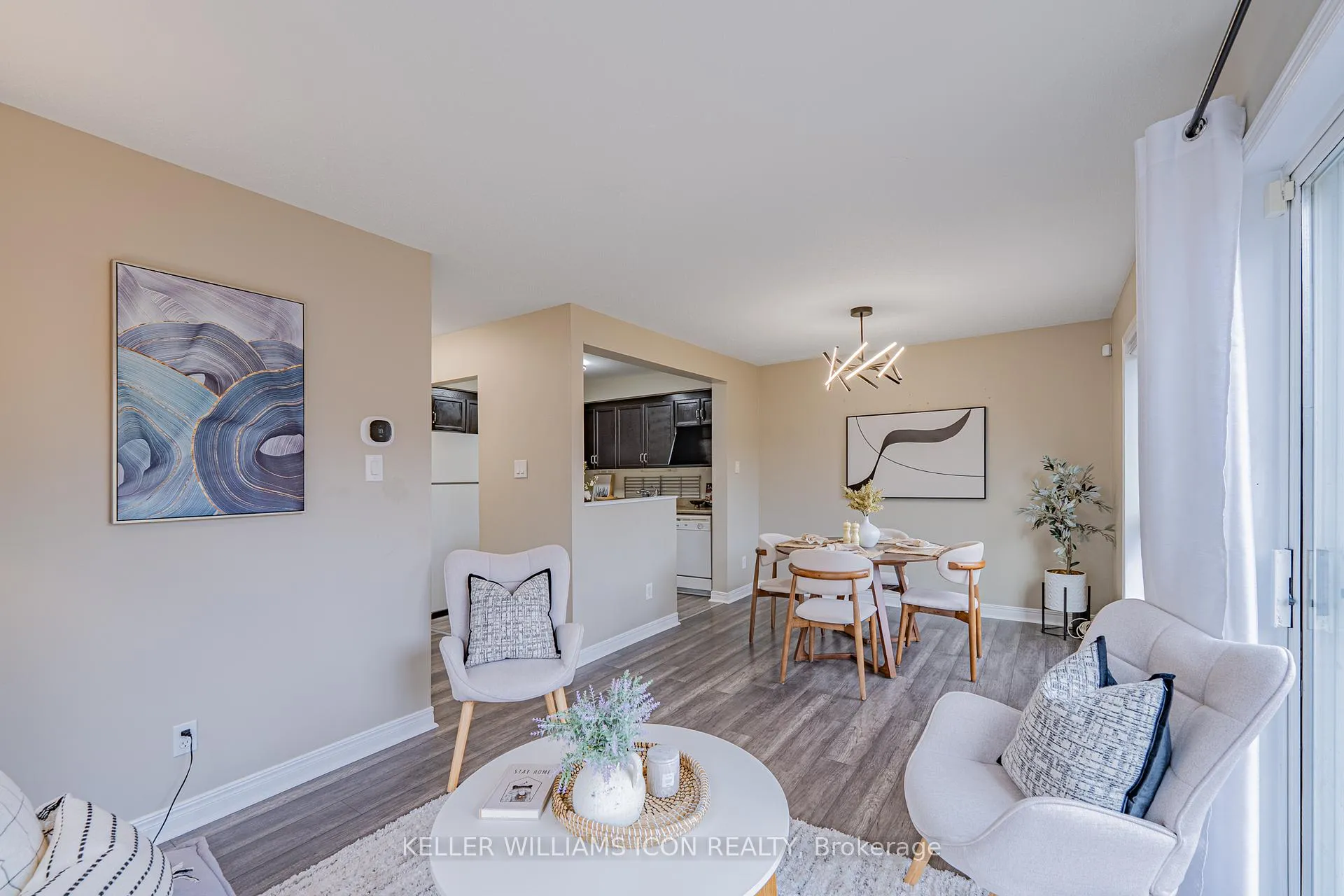 Photo 13 of 48 Blackdome Crescent, Ottawa, Kanata - Kanata Lakes/Heritage Hills — HOMEH