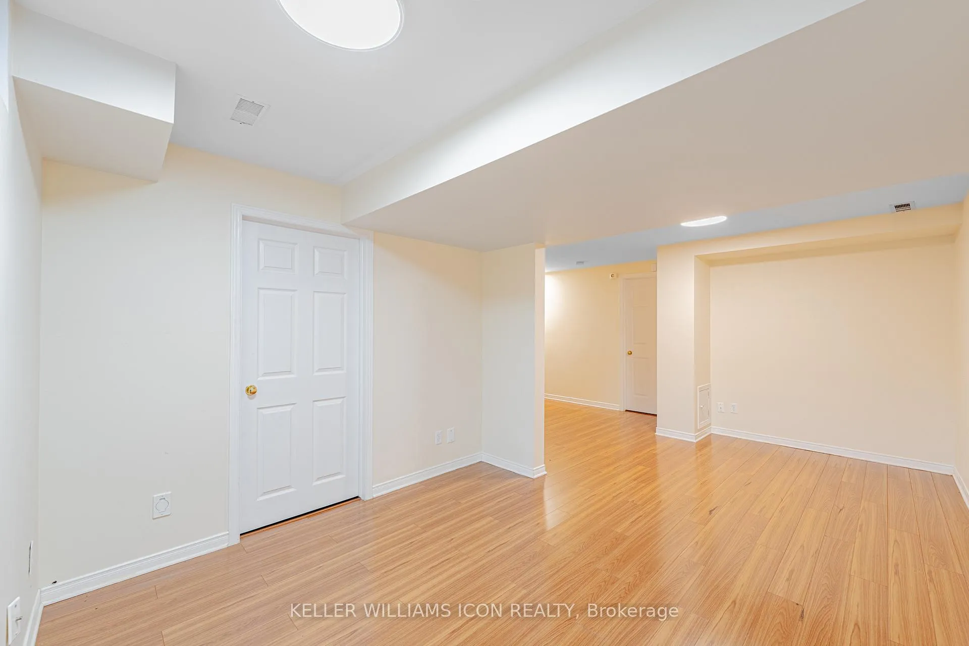 Photo 35 of 48 Blackdome Crescent, Ottawa, Kanata - Kanata Lakes/Heritage Hills — HOMEH