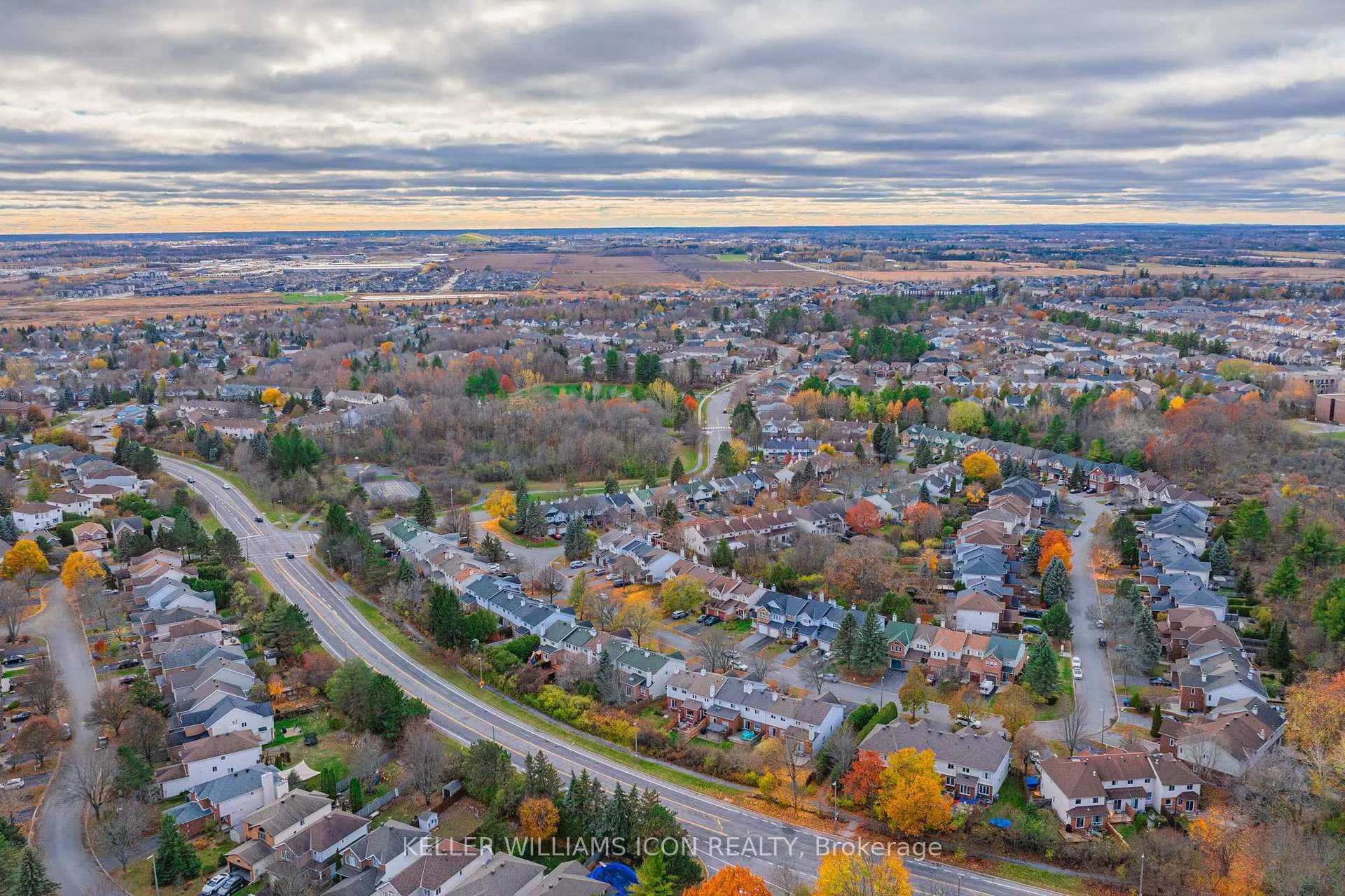 Photo 40 of 48 Blackdome Crescent, Ottawa, Kanata - Kanata Lakes/Heritage Hills — HOMEH