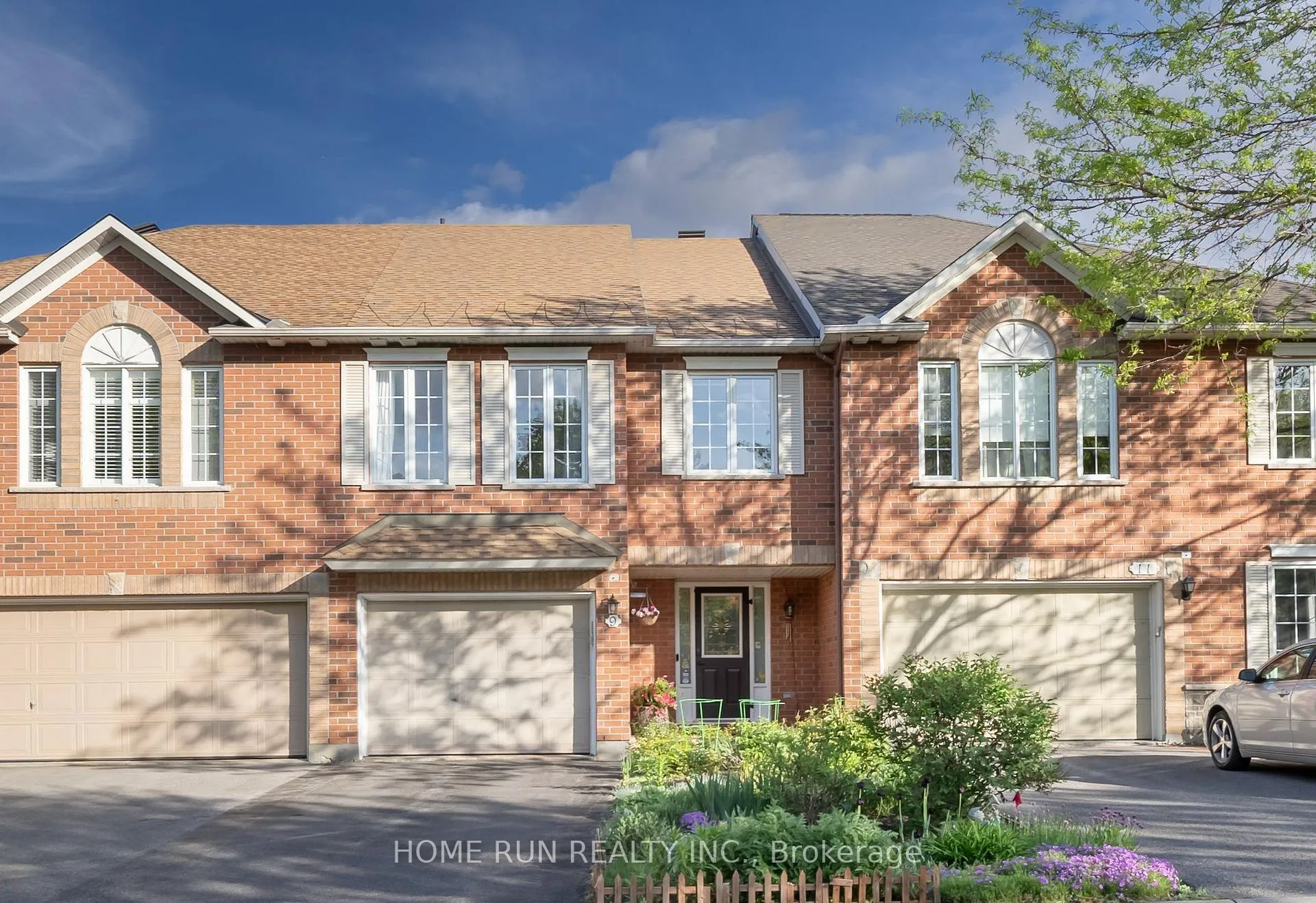Photo 1 of 9 Macassa Circle, Ottawa, Kanata - Kanata Lakes/Heritage Hills — HOMEH