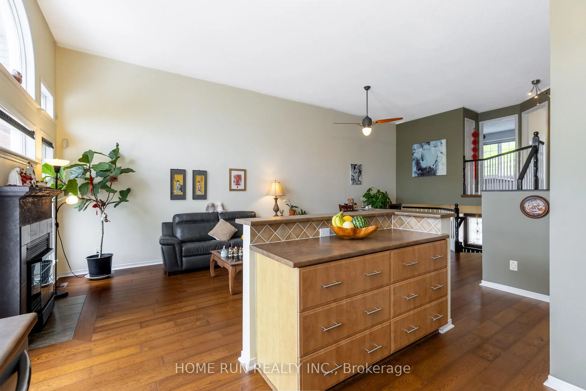 Photo 13 of 9 Macassa Circle, Ottawa, Kanata - Kanata Lakes/Heritage Hills — HOMEH