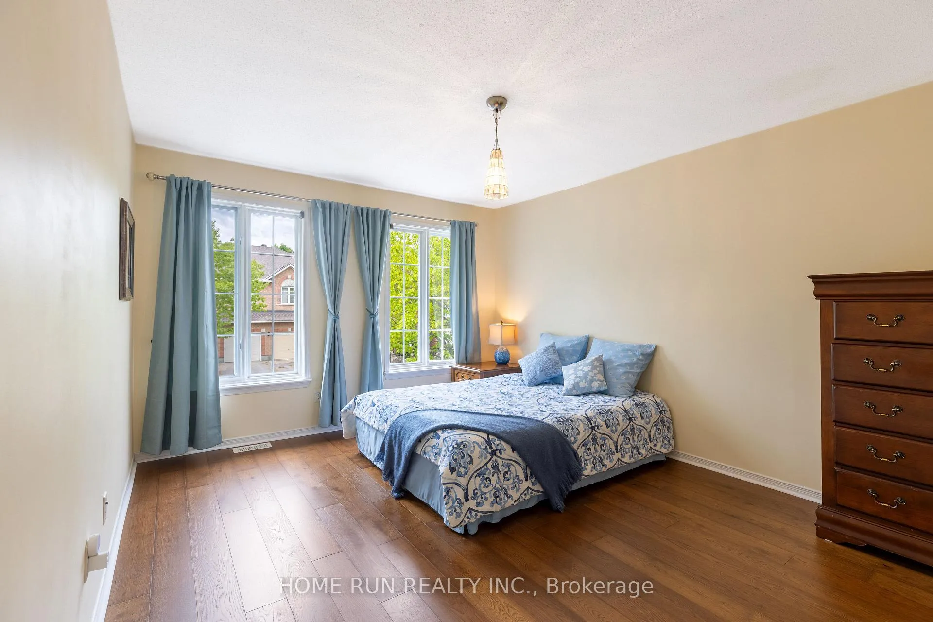 Photo 16 of 9 Macassa Circle, Ottawa, Kanata - Kanata Lakes/Heritage Hills — HOMEH