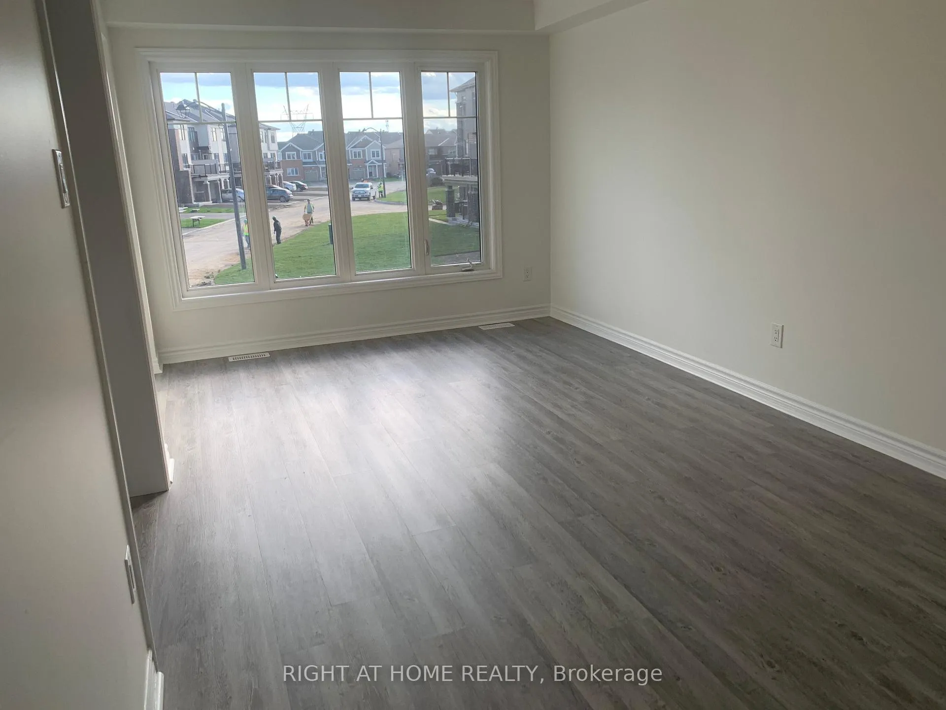 Photo 7 of 46 Squashberry Lane, Ottawa, Kanata - Emerald Meadows/Trailwest — HOMEH