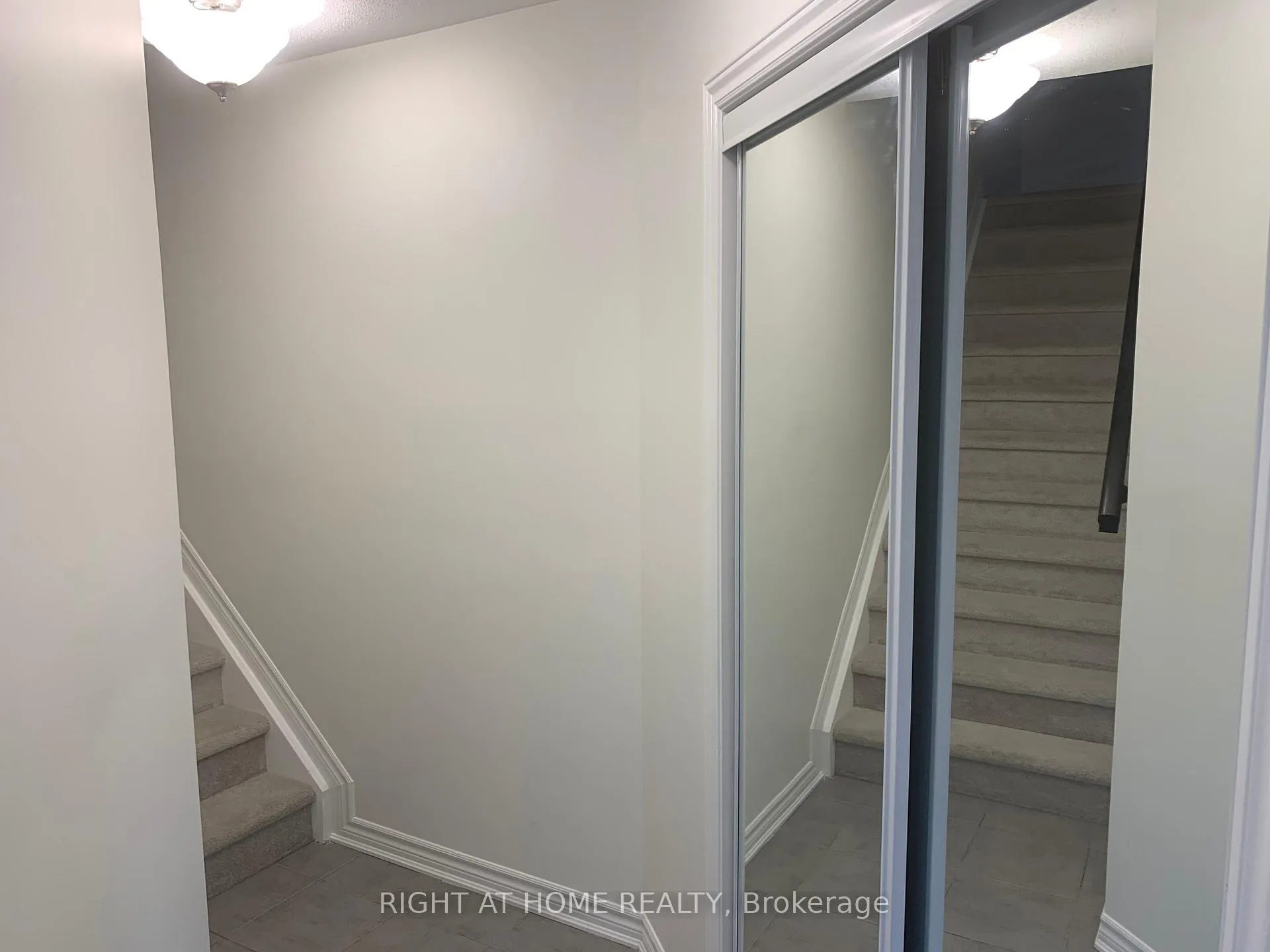 Photo 14 of 46 Squashberry Lane, Ottawa, Kanata - Emerald Meadows/Trailwest — HOMEH