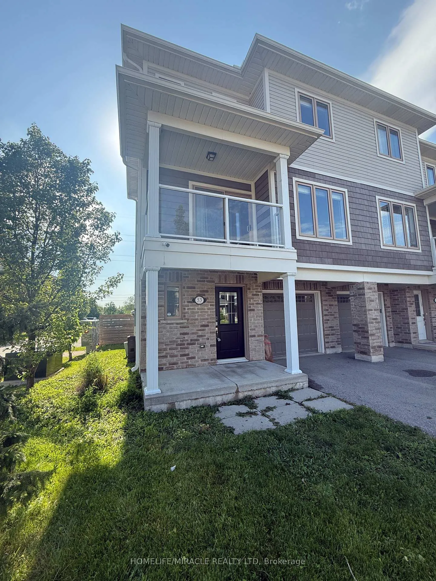 Photo 4 of 53 Oliver Lane, St. Catharines, Secord Woods — HOMEH