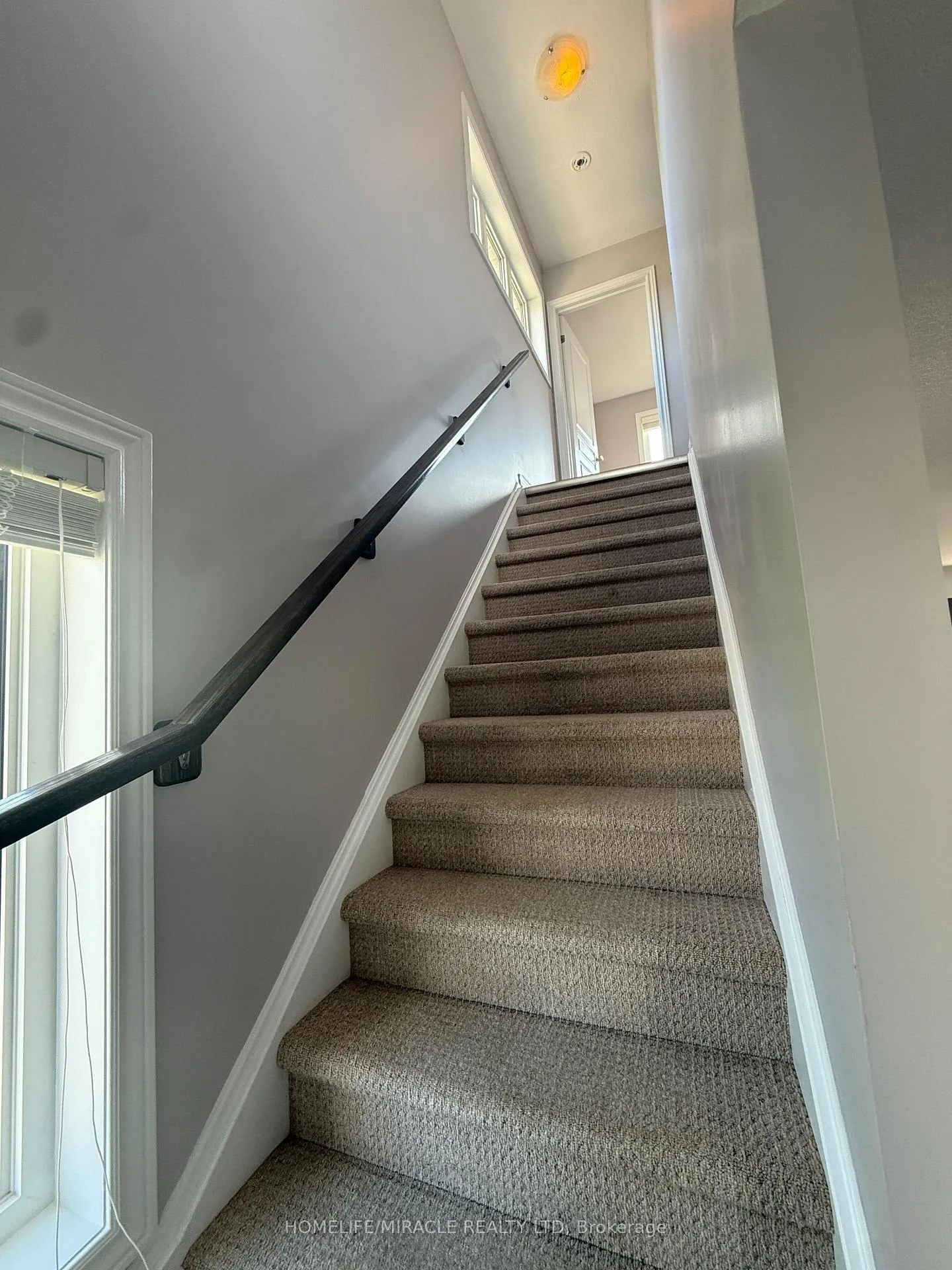 Photo 23 of 53 Oliver Lane, St. Catharines, Secord Woods — HOMEH
