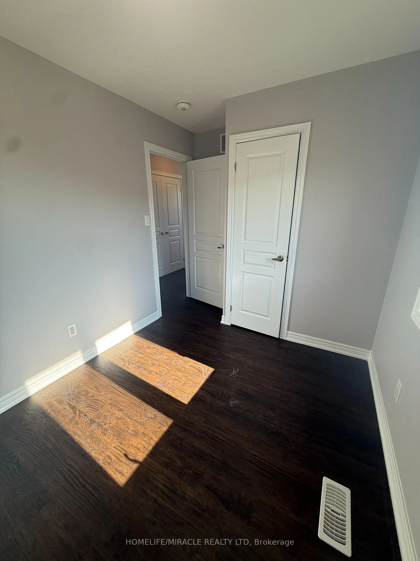 Photo 28 of 53 Oliver Lane, St. Catharines, Secord Woods — HOMEH