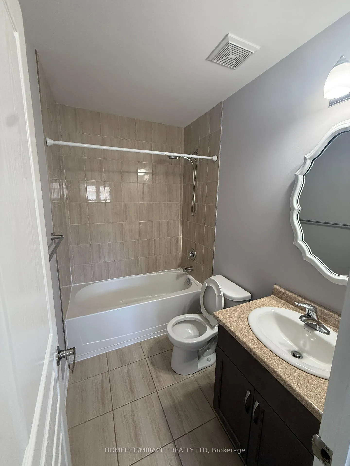 Photo 29 of 53 Oliver Lane, St. Catharines, Secord Woods — HOMEH