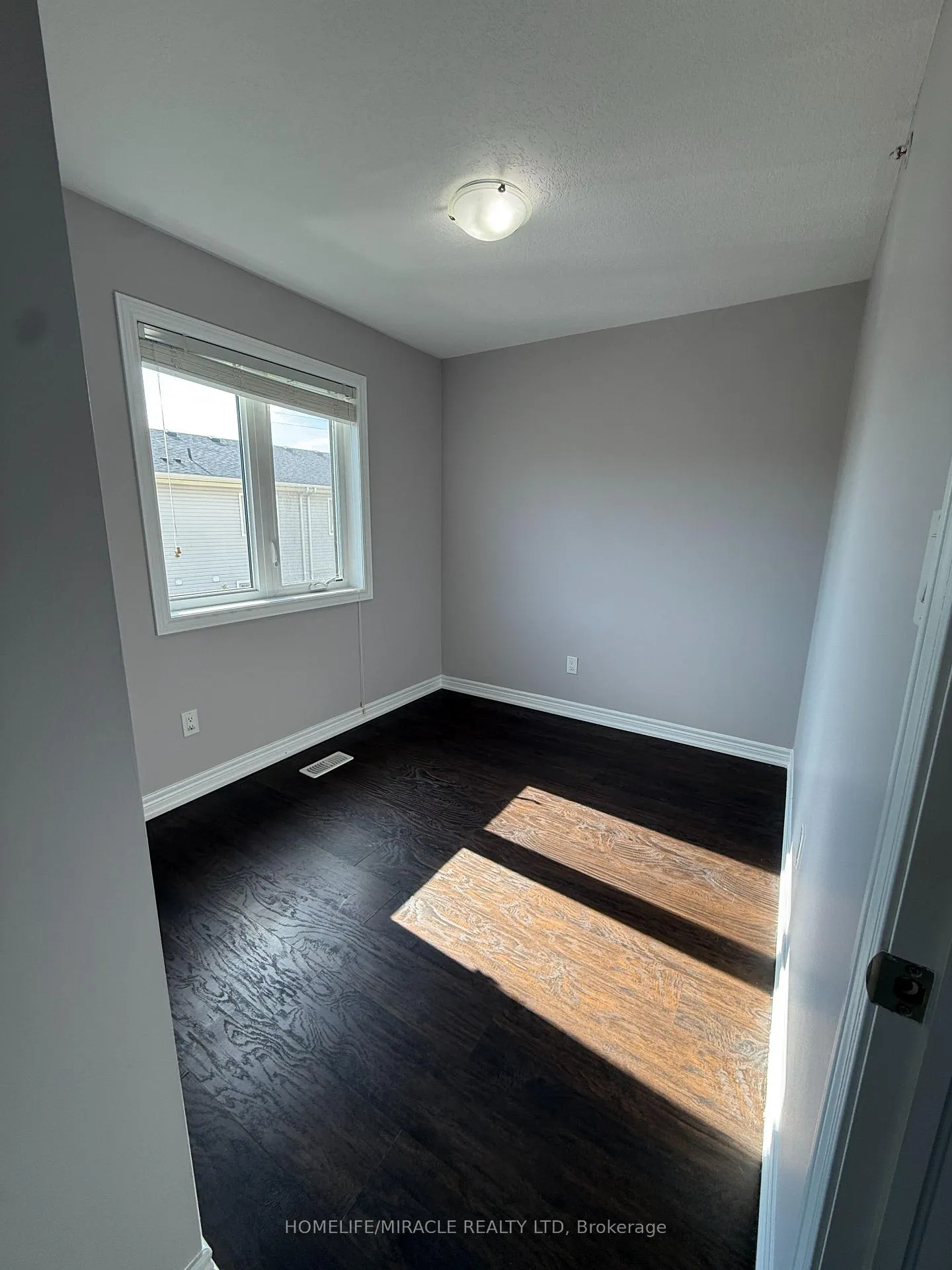 Photo 38 of 53 Oliver Lane, St. Catharines, Secord Woods — HOMEH
