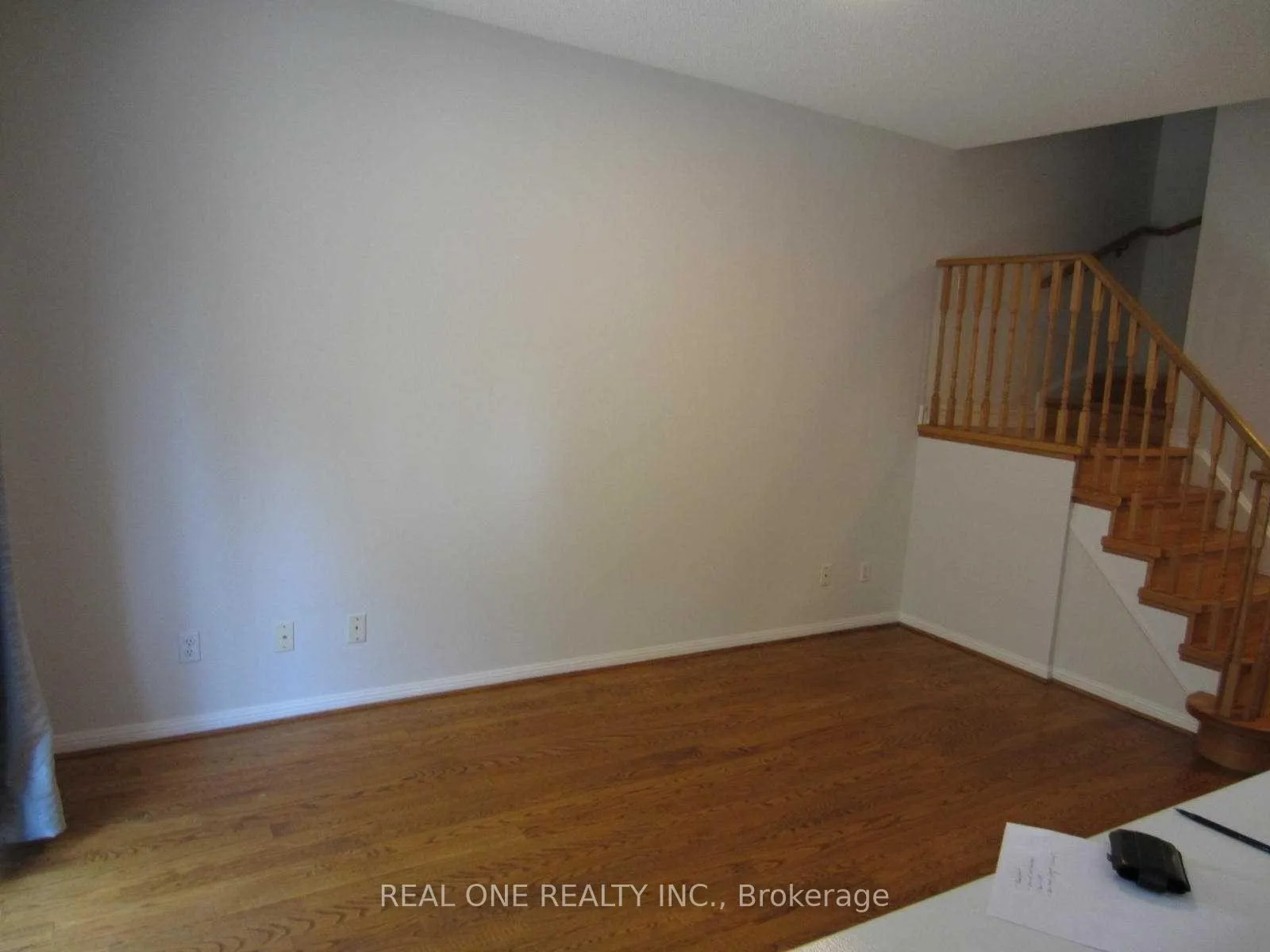 Photo 3 of Unit 5, 6 Cox Boulevard, Markham, Unionville — HOMEH