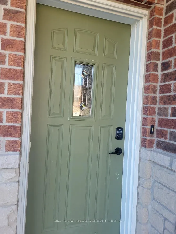 Photo 3 of Unit 5, 16 Lane Avenue, Belleville, Belleville Ward — HOMEH
