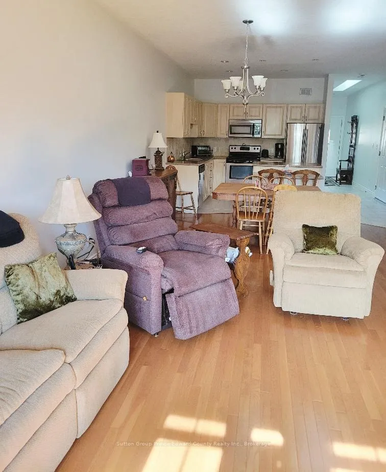 Photo 8 of Unit 5, 16 Lane Avenue, Belleville, Belleville Ward — HOMEH