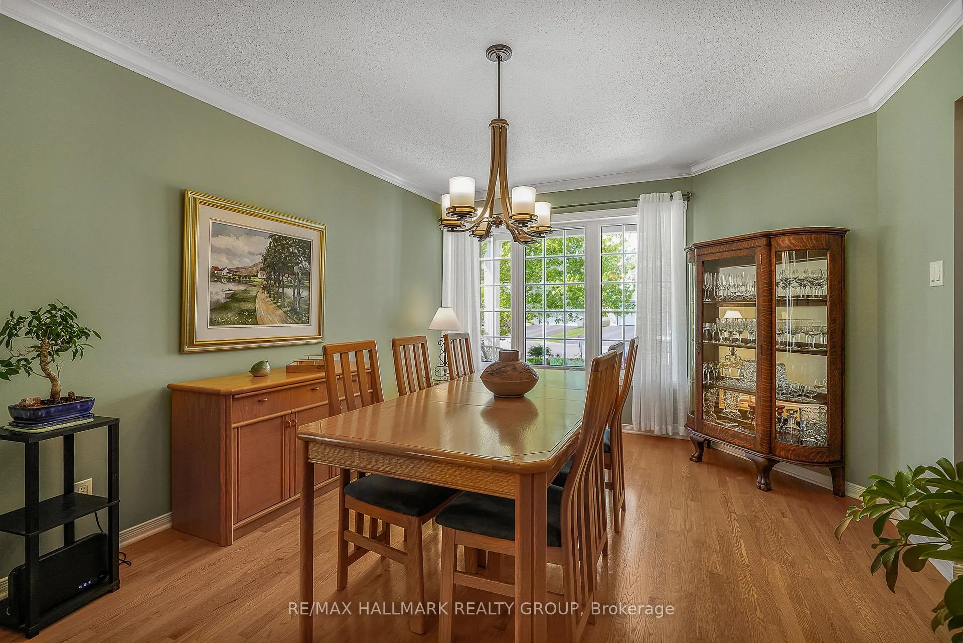 Photo 8 of 578 Tourelle Drive, Ottawa, Fallingbrook/Gardenway South — HOMEH