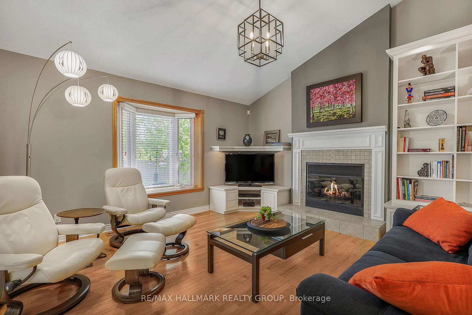 Photo 12 of 578 Tourelle Drive, Ottawa, Fallingbrook/Gardenway South — HOMEH