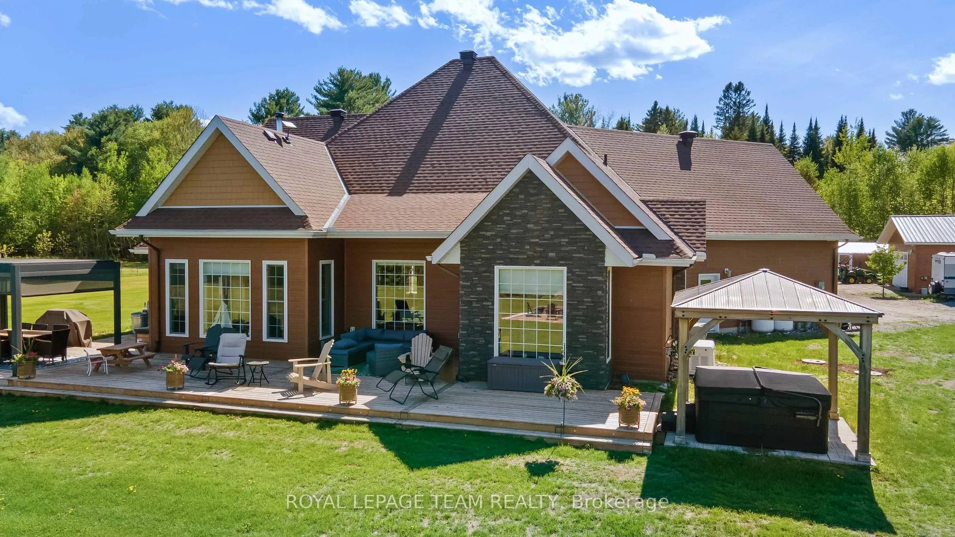 Photo 11 of 43 Green Gate Lane, North Algona Wilberforce, North Algona/Wilberforce Twp — HOMEH