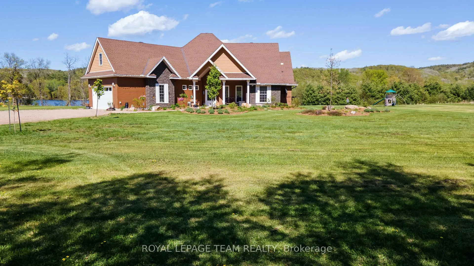 Photo 12 of 43 Green Gate Lane, North Algona Wilberforce, North Algona/Wilberforce Twp — HOMEH