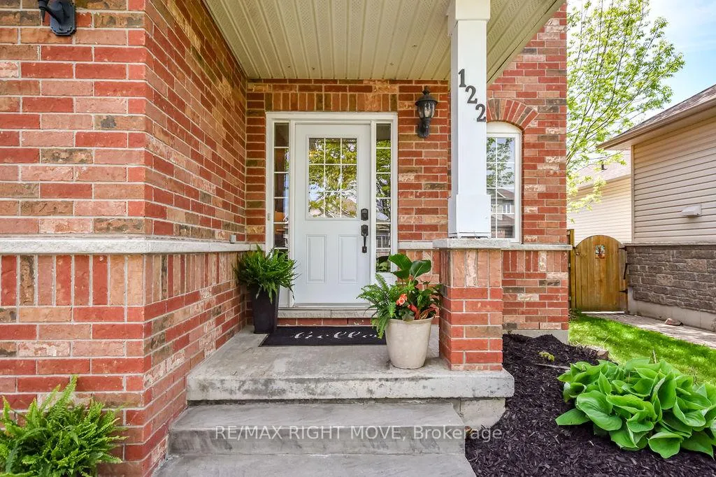 Photo 2 of 122 Atlantis Drive, Orillia — HOMEH