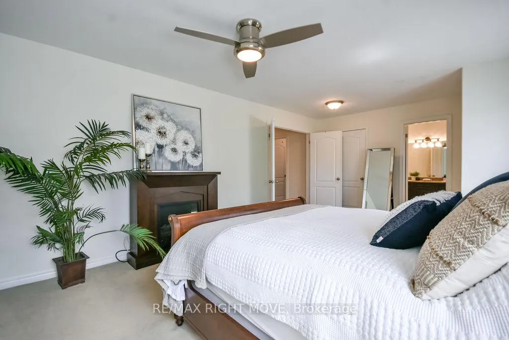 Photo 23 of 122 Atlantis Drive, Orillia — HOMEH
