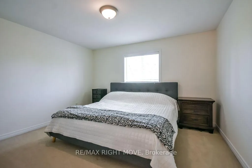 Photo 28 of 122 Atlantis Drive, Orillia — HOMEH