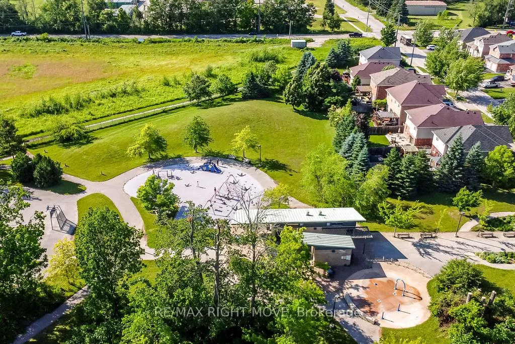 Photo 42 of 122 Atlantis Drive, Orillia — HOMEH