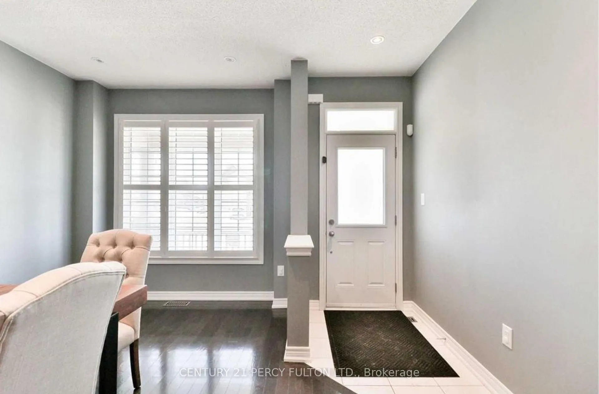 Photo 6 of 115 Bonnie Braes Drive, Brampton, Credit Valley — HOMEH
