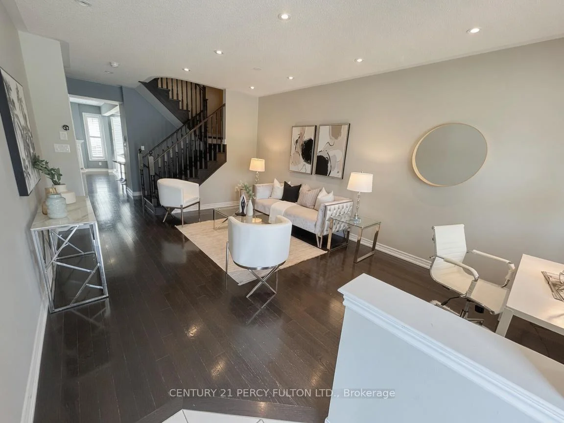 Photo 31 of 115 Bonnie Braes Drive, Brampton, Credit Valley — HOMEH