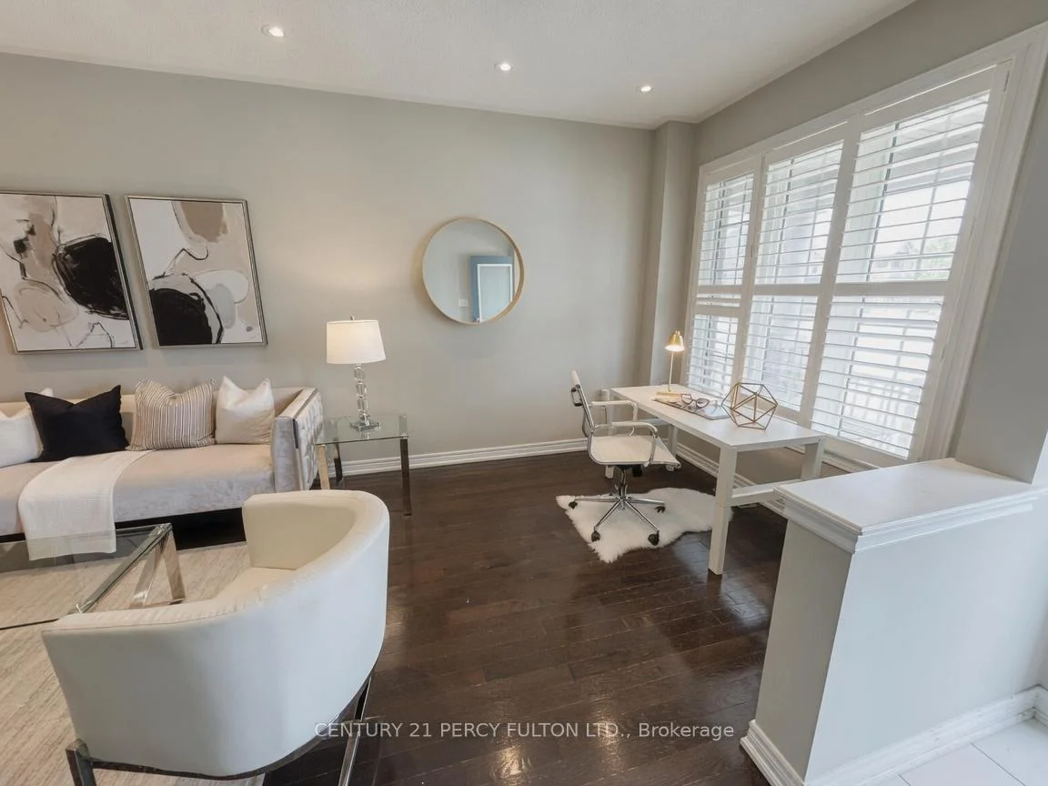 Photo 33 of 115 Bonnie Braes Drive, Brampton, Credit Valley — HOMEH