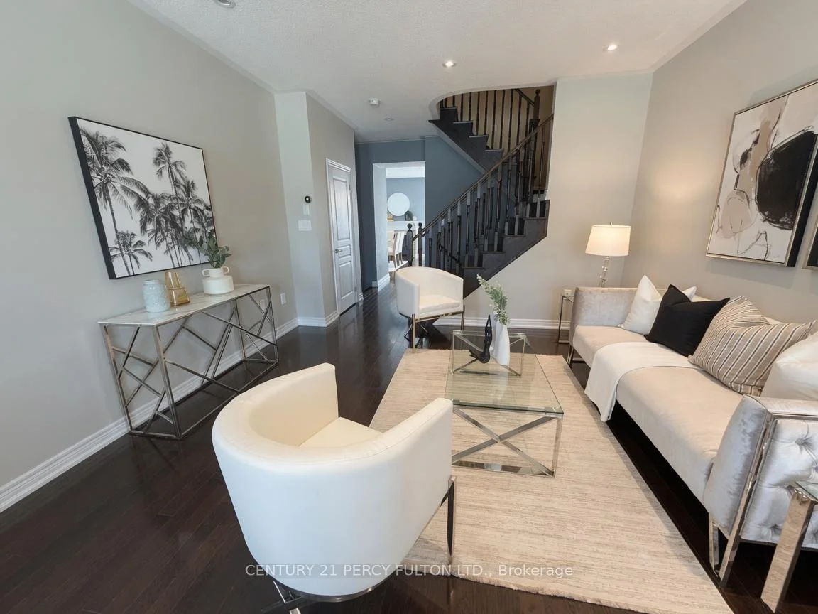 Photo 35 of 115 Bonnie Braes Drive, Brampton, Credit Valley — HOMEH