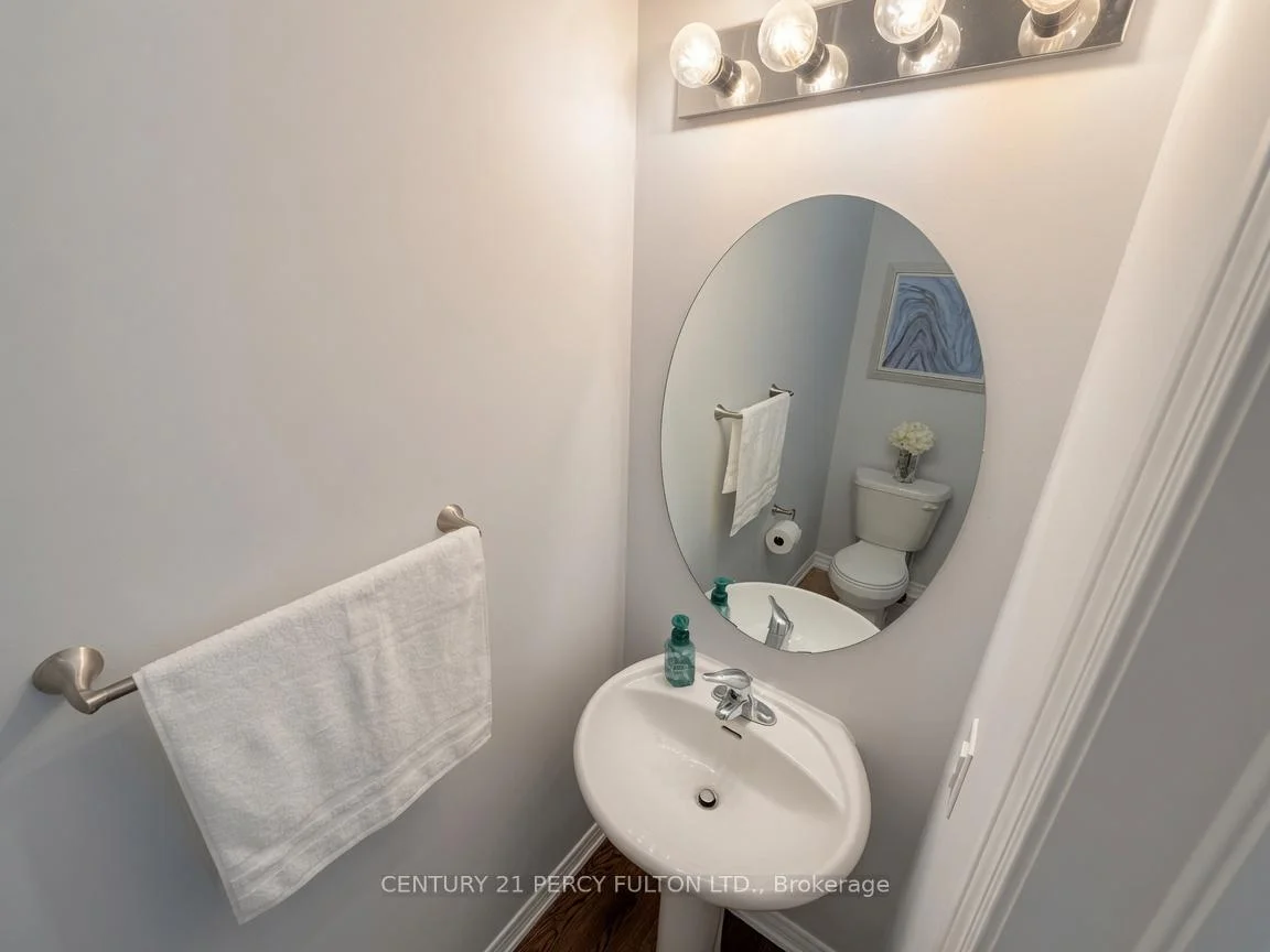 Photo 36 of 115 Bonnie Braes Drive, Brampton, Credit Valley — HOMEH