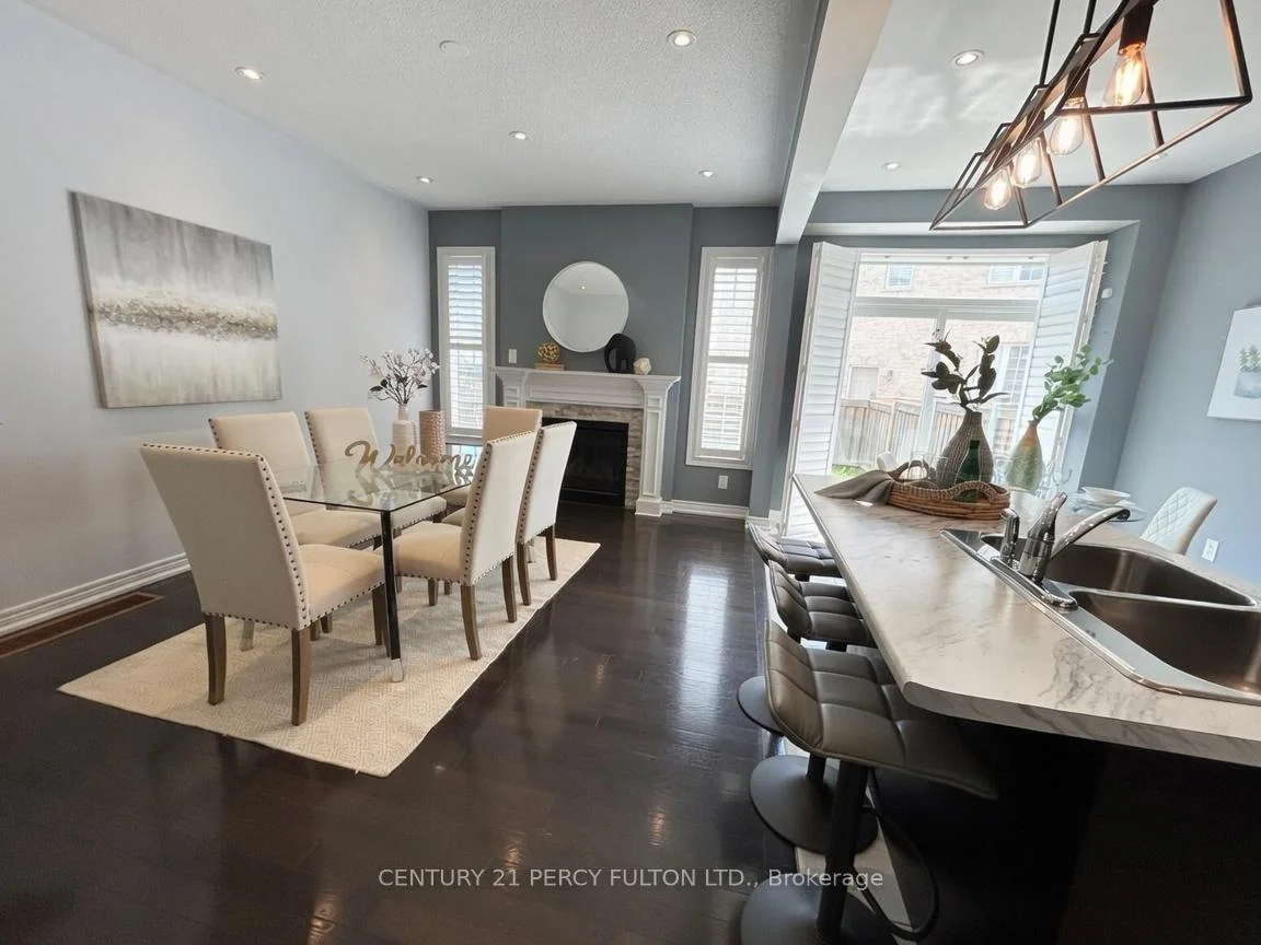 Photo 38 of 115 Bonnie Braes Drive, Brampton, Credit Valley — HOMEH